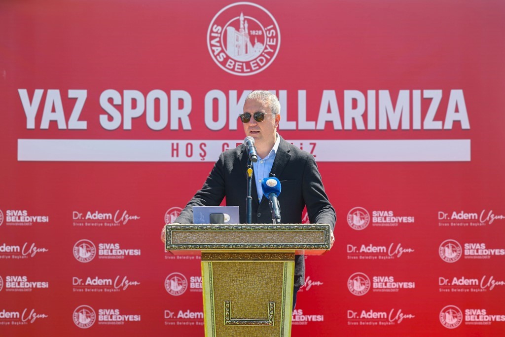 Sivas Belediyesi tarafından düzenlenen Yaz Spor Okulları açıldı