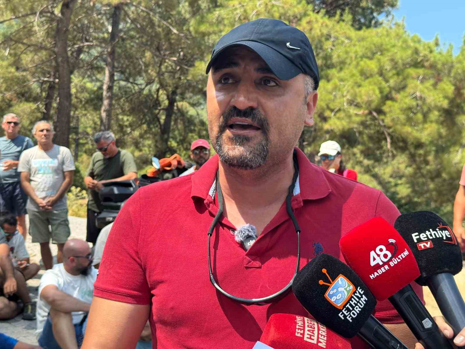 Ölüdeniz’de pilotlar uçuşları durdurdu