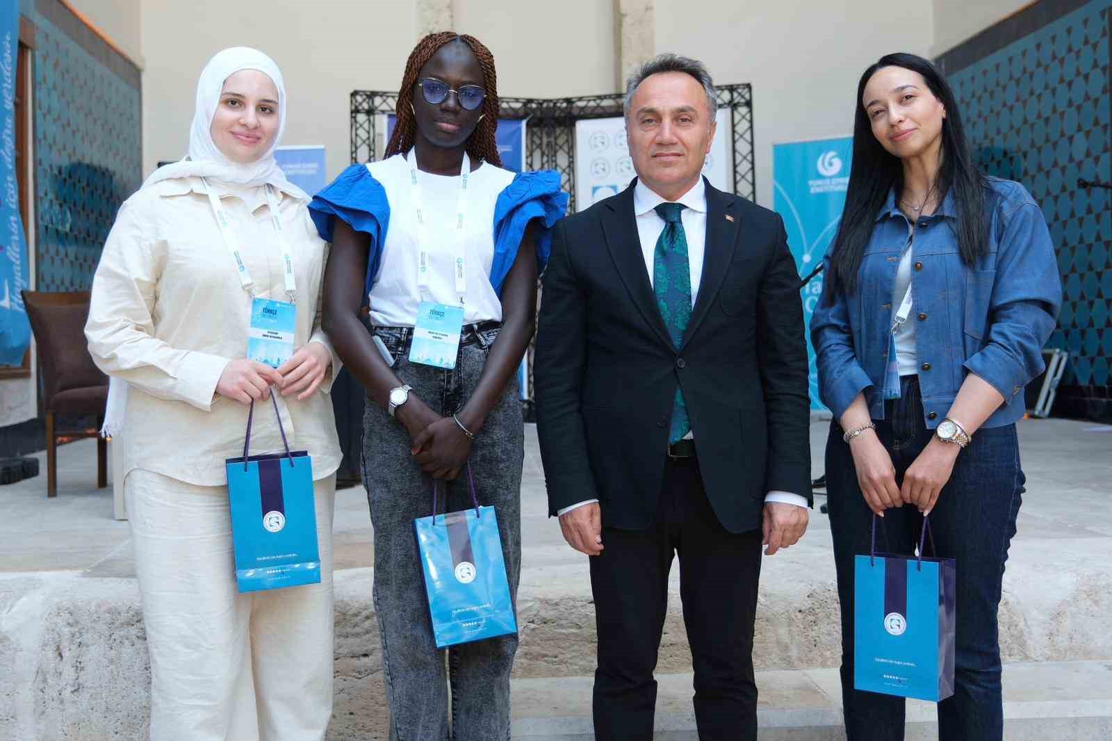 TOGÜ’de Yunus Emre Enstitüsü Yaz Okulu Programı başladı