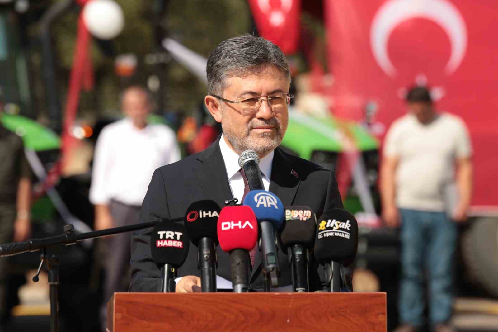 Bakan Yumaklı: "Yeşil vatan hepimizin ortak emaneti, biz onu gelecek nesillerden emanet aldık"
