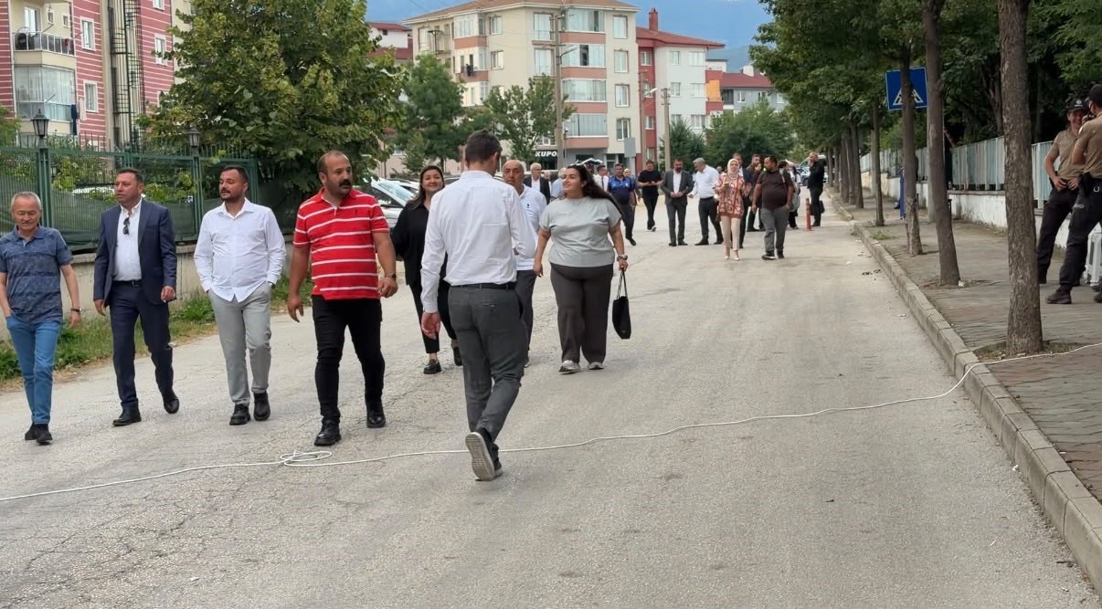 Tanju Özcan’dan reklam baskısı iddialarına yanıt: "Eksik denetimden personel ceza almıştı, şimdi fazla denetim sorgulanıyor"