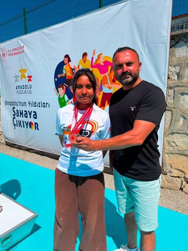 Anadolu Yıldızlar Ligi’nde Bilecikli atletler yarı finale yükseldi