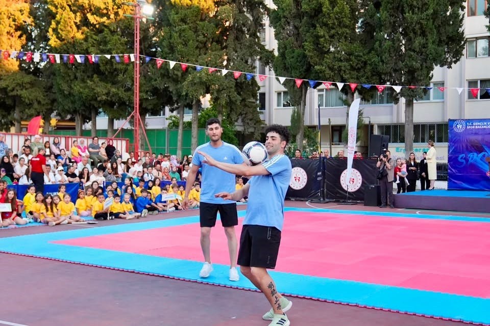 Balıkesir’de gençler yaza hareketli giriyor