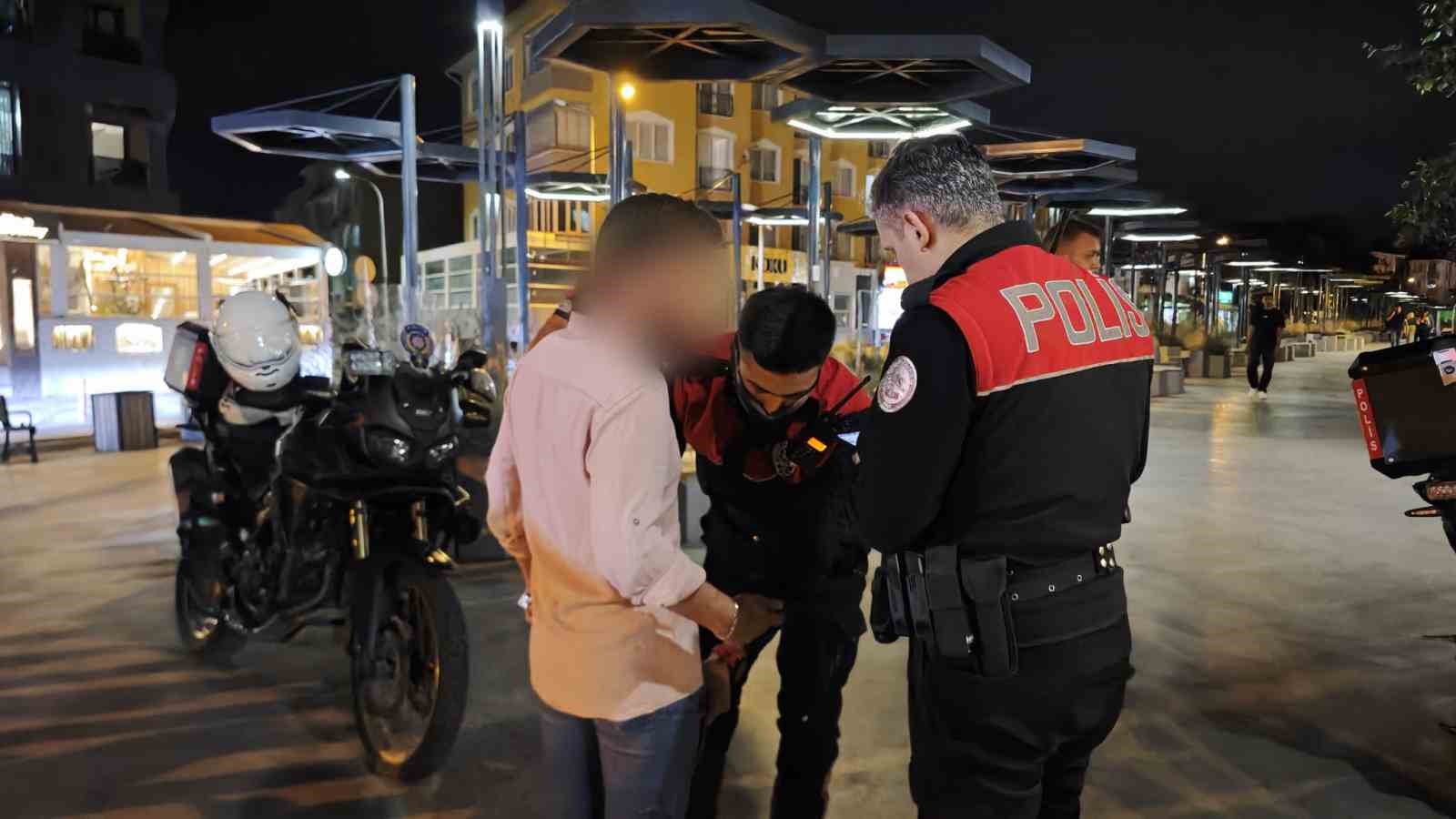 Kütahya’da huzur güven uygulamasında 6 aranan şahıs yakalandı