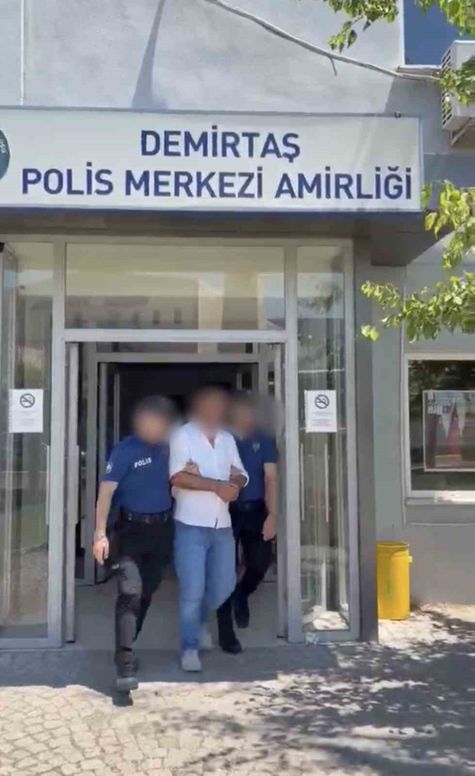 Bursa’da hakkında kesinleşmiş hapis cezası bulunan 3 firari yakalandı