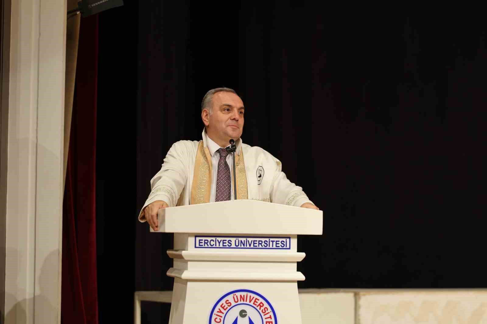 ERÜ Ziraat Fakültesi’nde 15. dönem mezuniyet sevinci