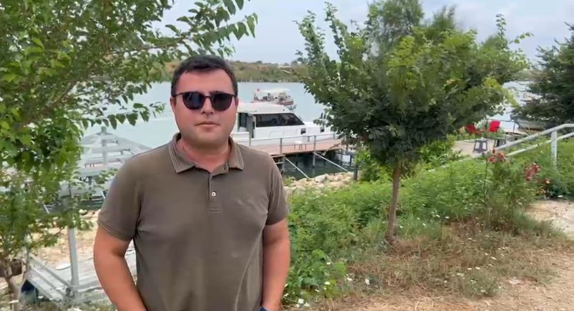 Akdeniz’de vatoz sürüsünün su yüzeyindeki görsel şöleni dron kamerasına yansıdı
