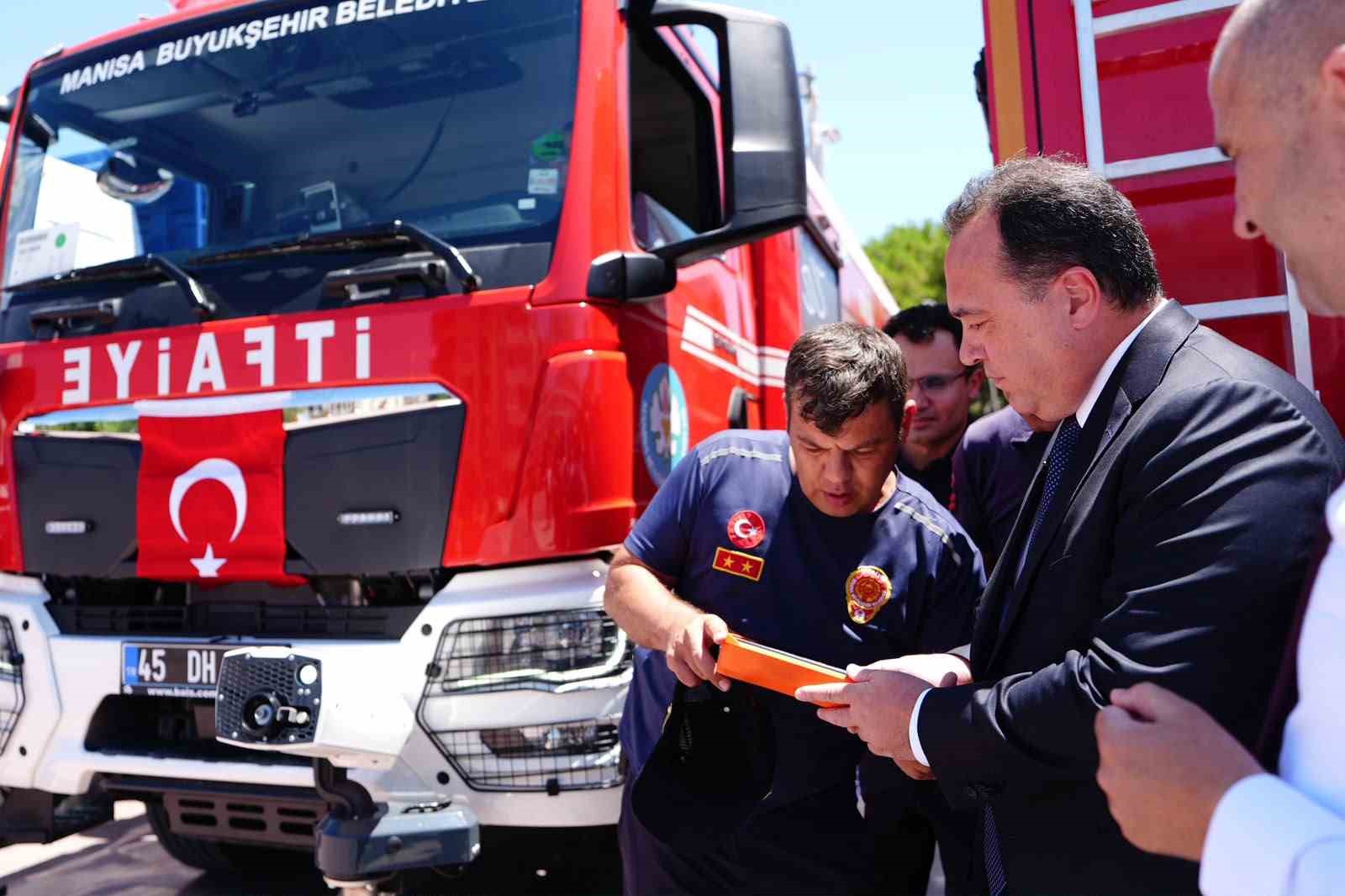 Manisa Büyükşehir filosunu 37 yeni araçla büyüttü