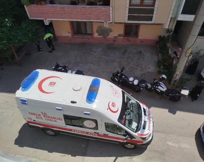 18 yaşındaki Ece Naz, kahvaltı hazırlarken sırtından vurulmuş