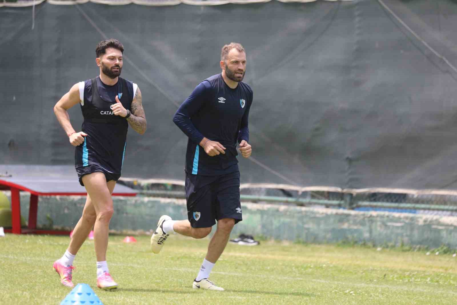 Erzurumspor FK, Süper Lig hazırlıklarını sürdürüyor