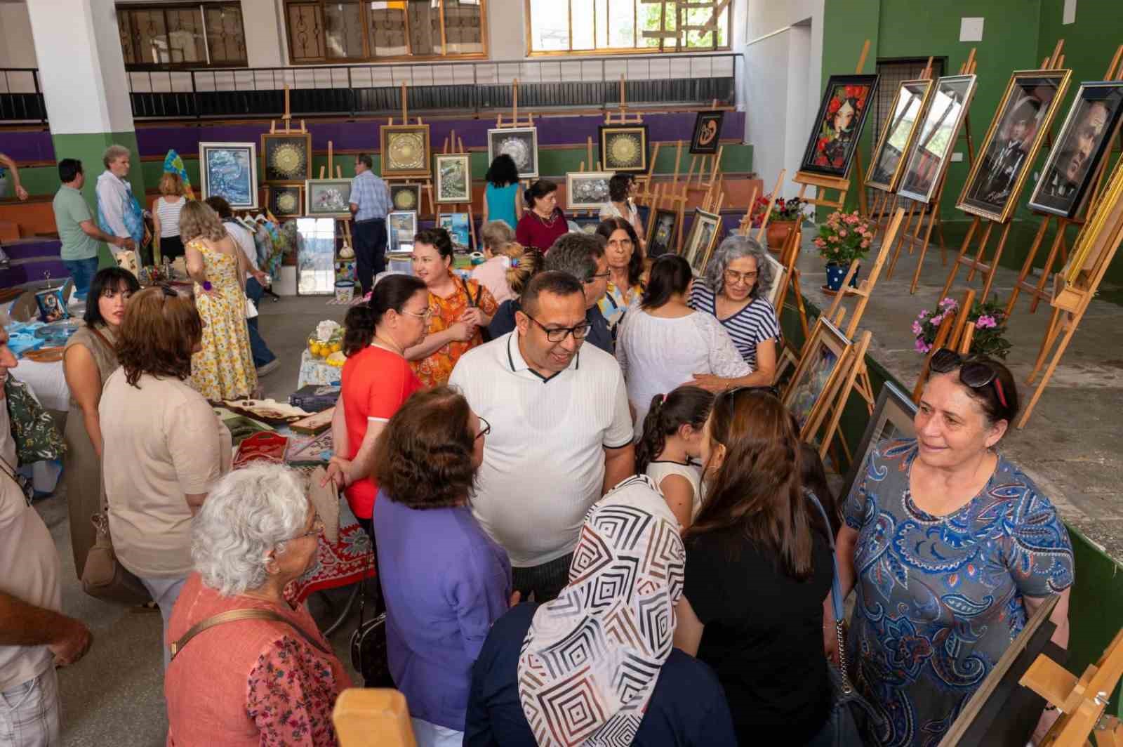 Menteşe’de ’Katmanlardan sırlara’ sergisi kapılarını açtı
