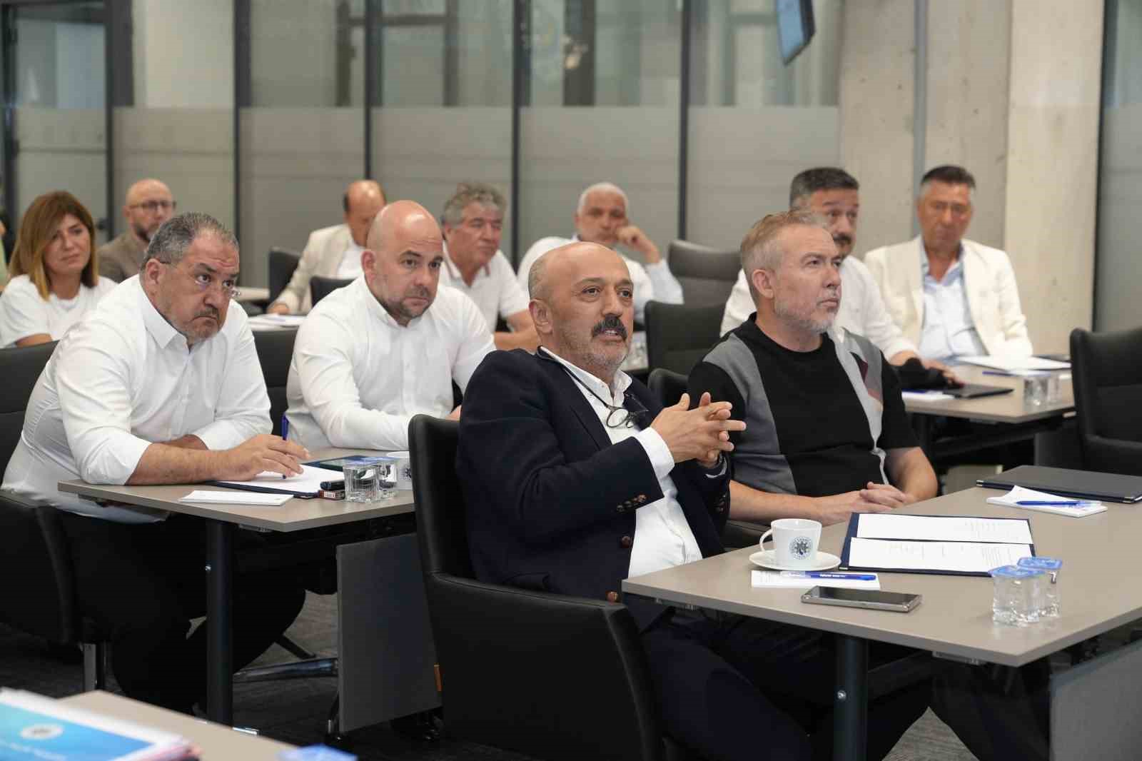 DSO Meclisi, Denizli sanayisinin geleceğine yön verecek yol haritasını görüştü