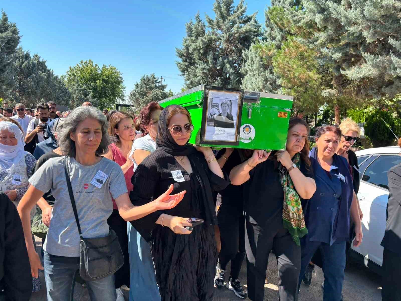 DTSO Meclis Başkanı Nevin İl, son yolculuğuna uğurlandı