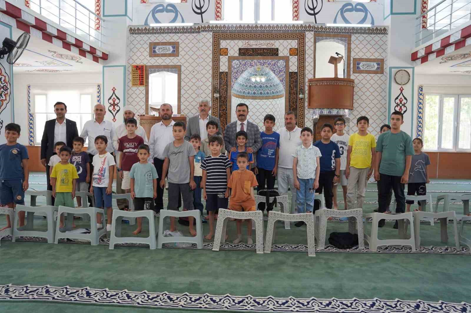 Başkan Hallaç çocukların Kur’an heyecanına ortak oldu