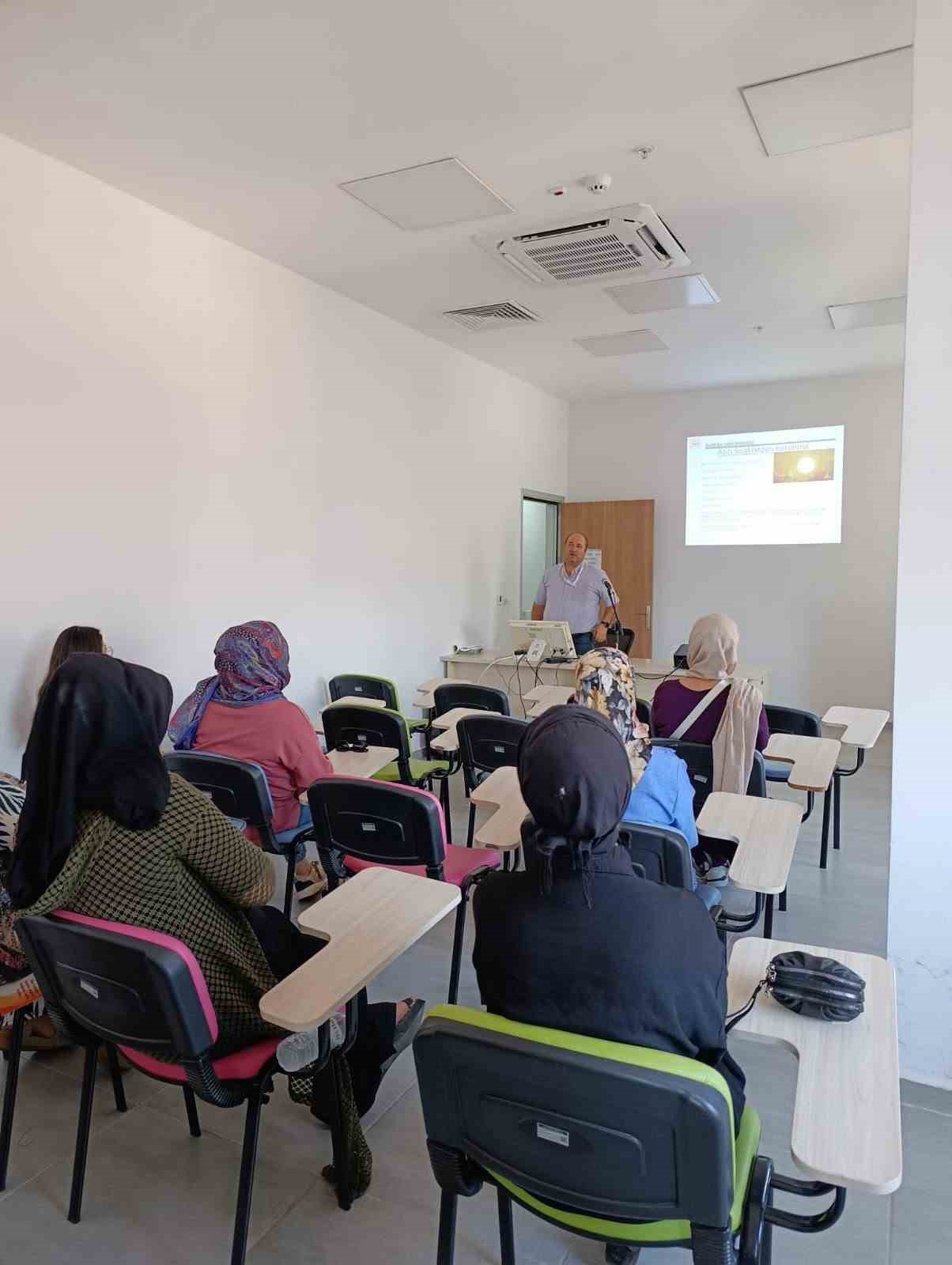 Nazilli’de kadınlara yönelik eğitim verildi