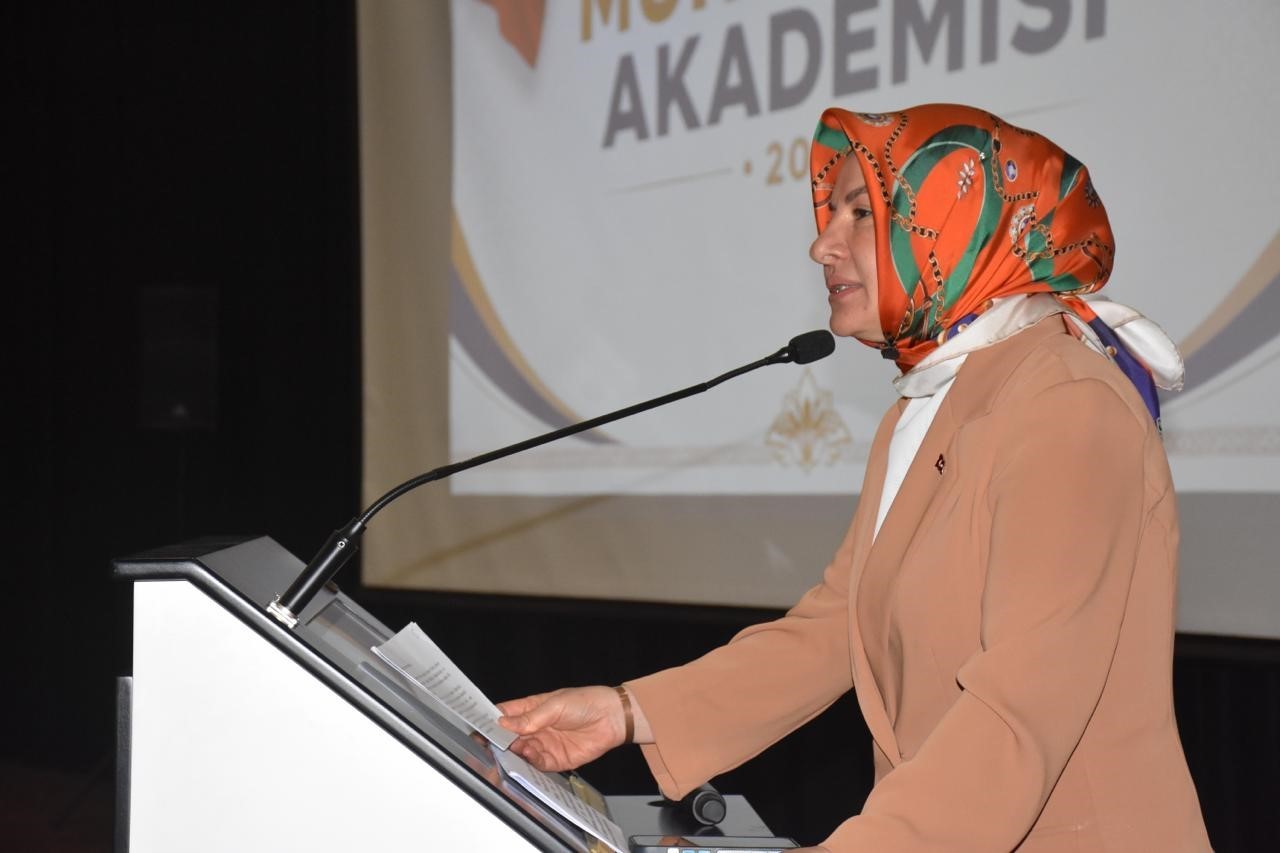 Van’da ’Muhtarlar Akademisi’ başladı