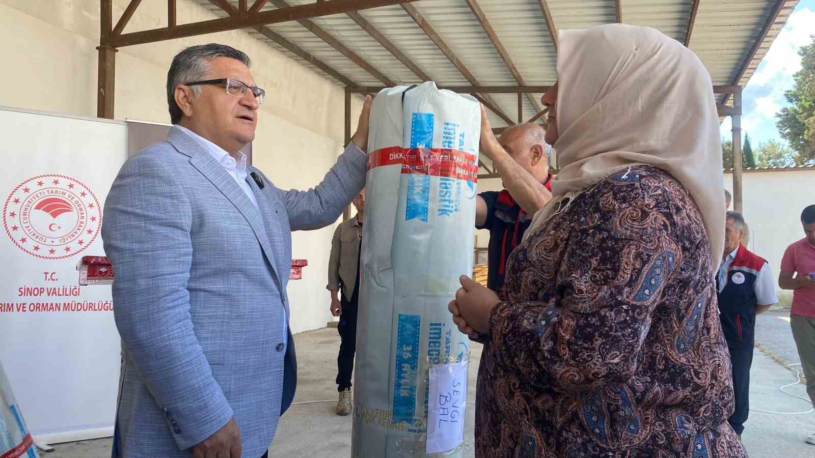 Sinop’ta 83 çiftçiye yüzde 50 hibeli sera örtüsü desteği