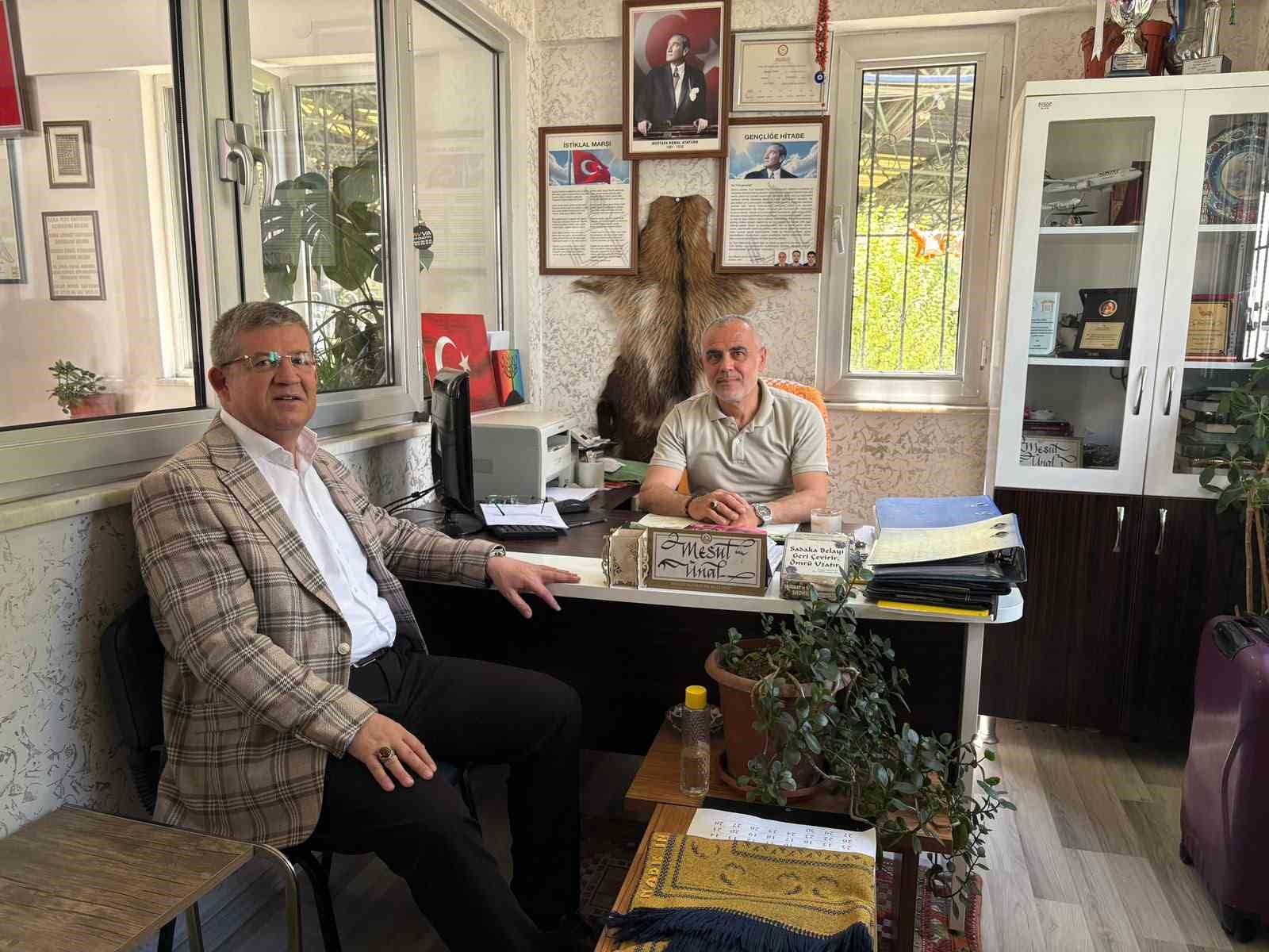 AK Parti Denizli İl Teşkilatı muhtarları ziyaret ediyor
