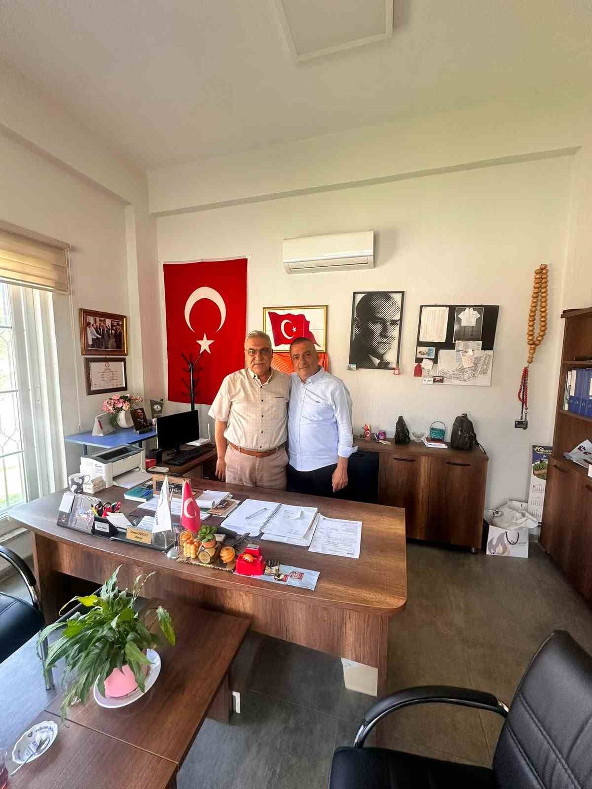 AK Parti Denizli İl Teşkilatı muhtarları ziyaret ediyor