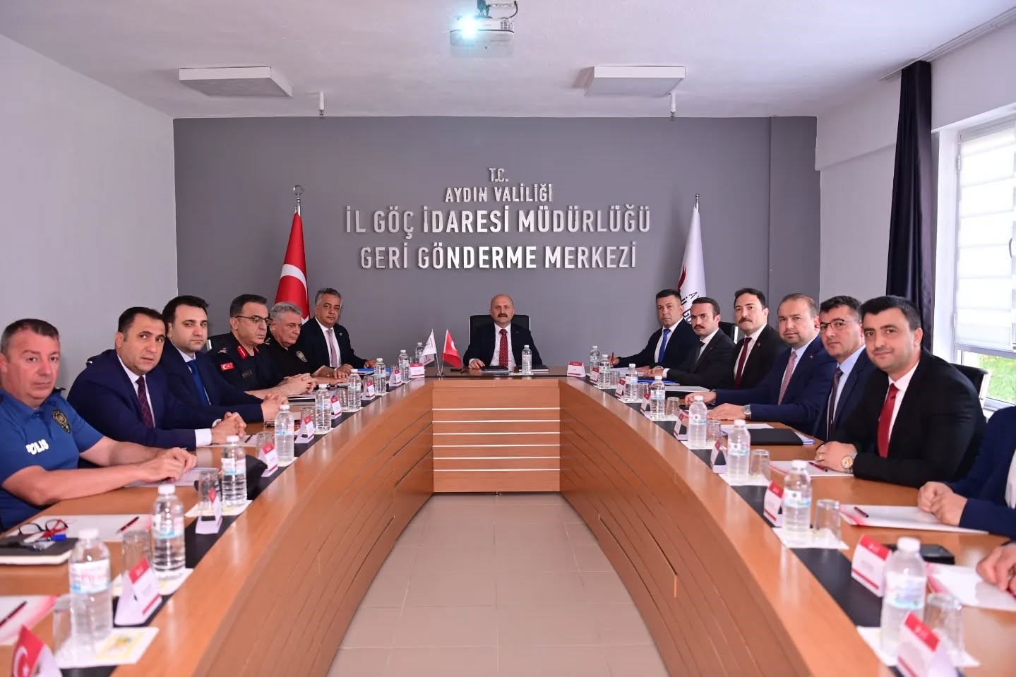 Vali Varol Geri Gönderme Merkezi’nde incelemelerde bulundu