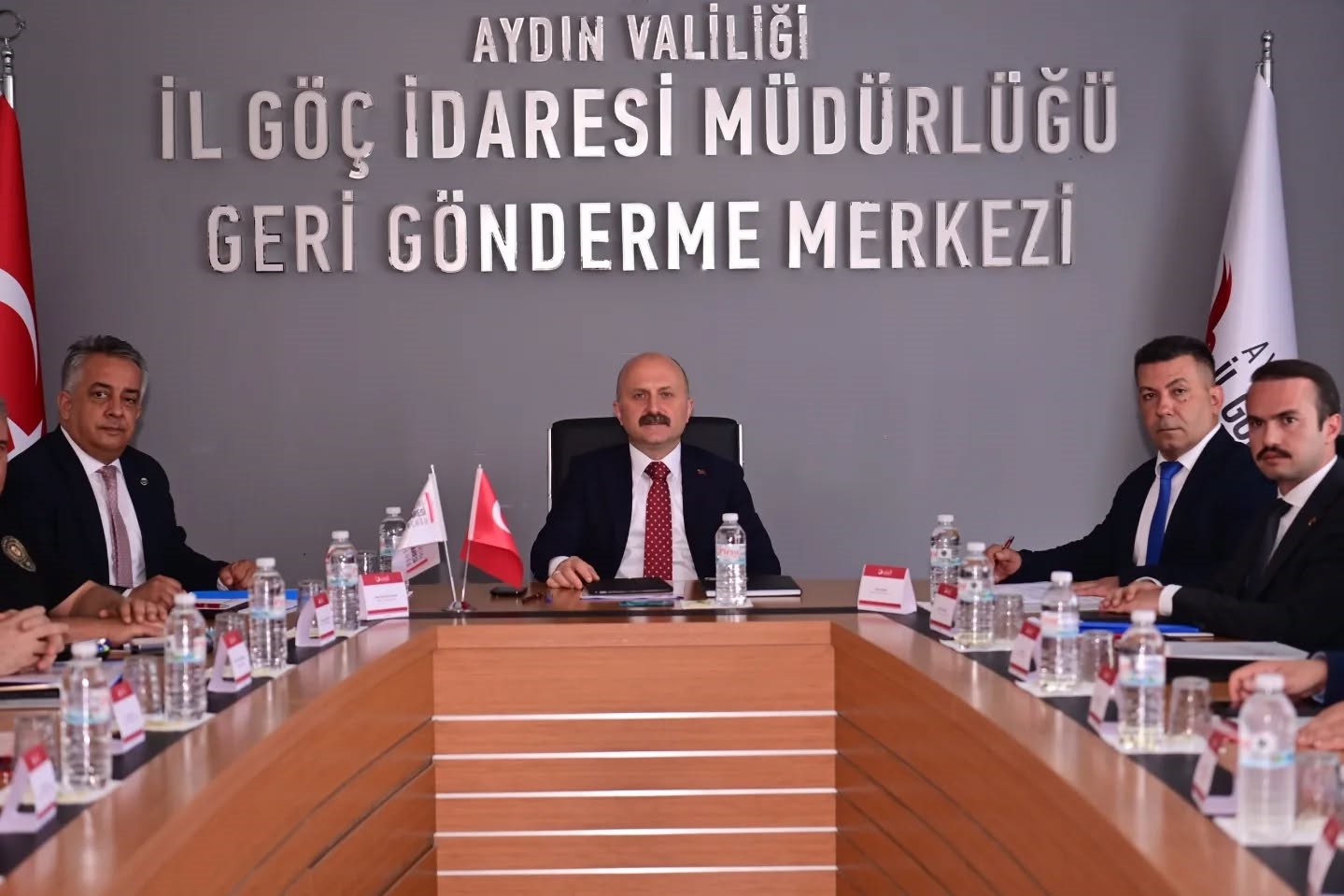 Vali Varol Geri Gönderme Merkezi’nde incelemelerde bulundu