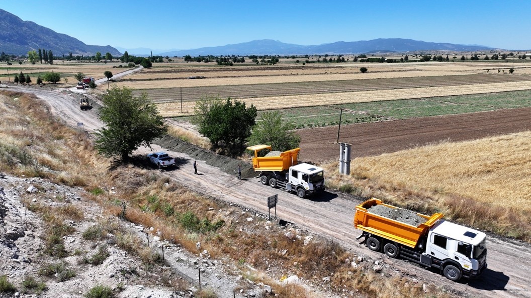 Denizli Büyükşehir 19 ilçenin üstyapısında dönüşüm başladı