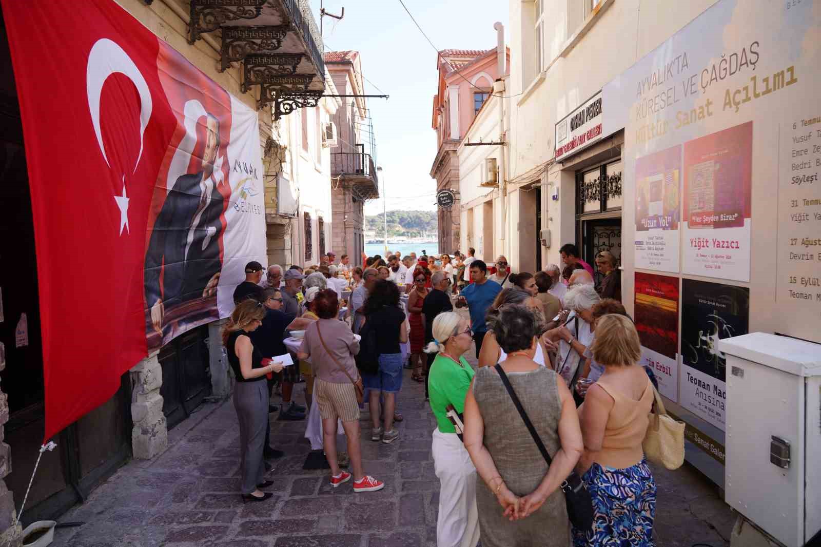 Ayvalık’ta küresel ve çağdaş kültür sanat açılımı başladı