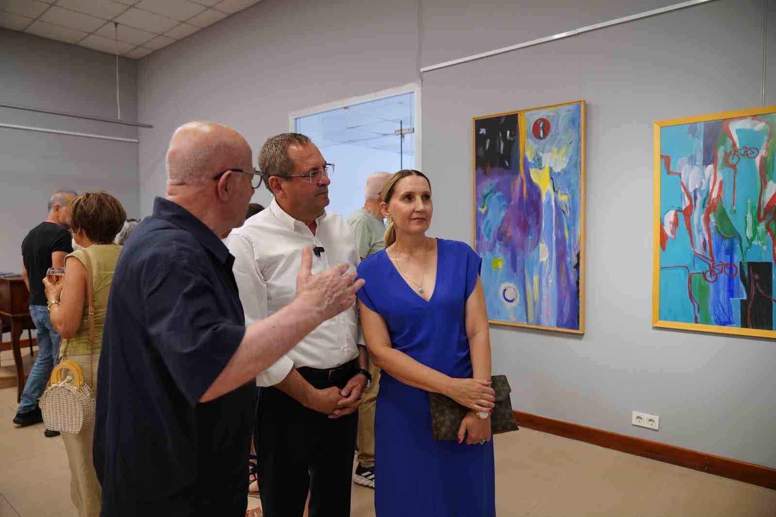 Ayvalık’ta küresel ve çağdaş kültür sanat açılımı başladı