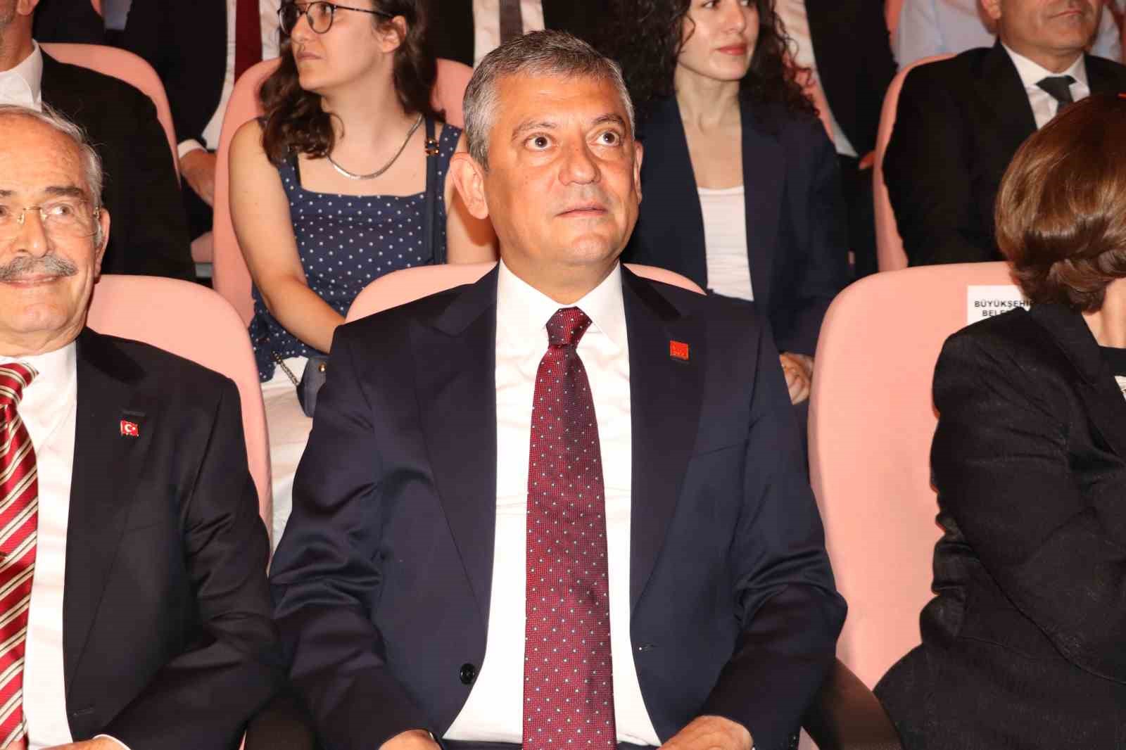 CHP Grup Başkanı Özel Eskişehir’de konuştu