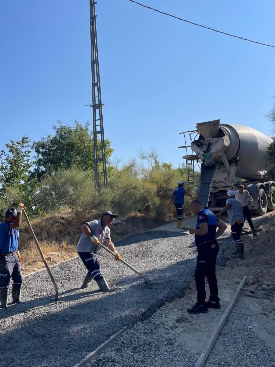 Babadağ Belediyesi vatandaşlara hizmet sunmaya aralıksız sürdürüyor