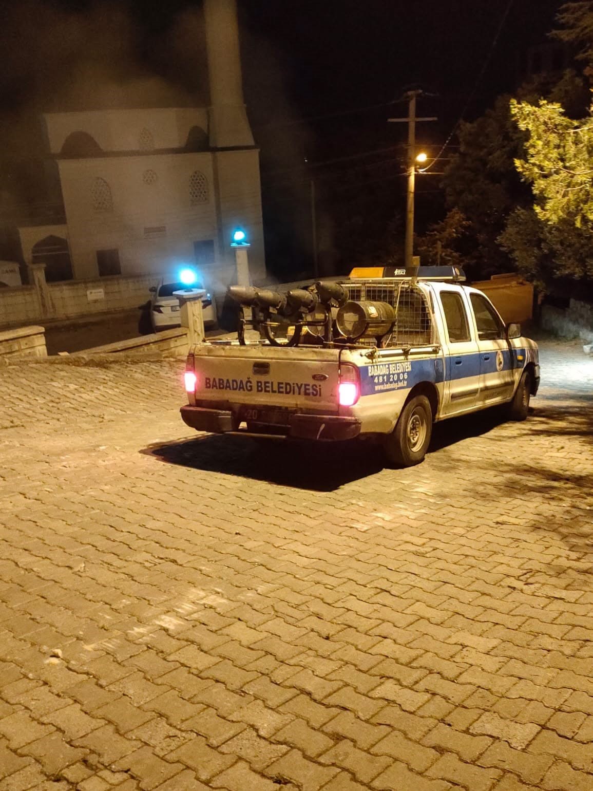 Babadağ Belediyesi vatandaşlara hizmet sunmaya aralıksız sürdürüyor
