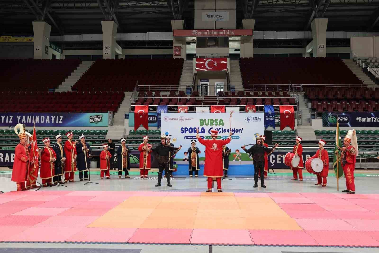 Bursa’da 30 bin çocuk yazı sporla geçirecek