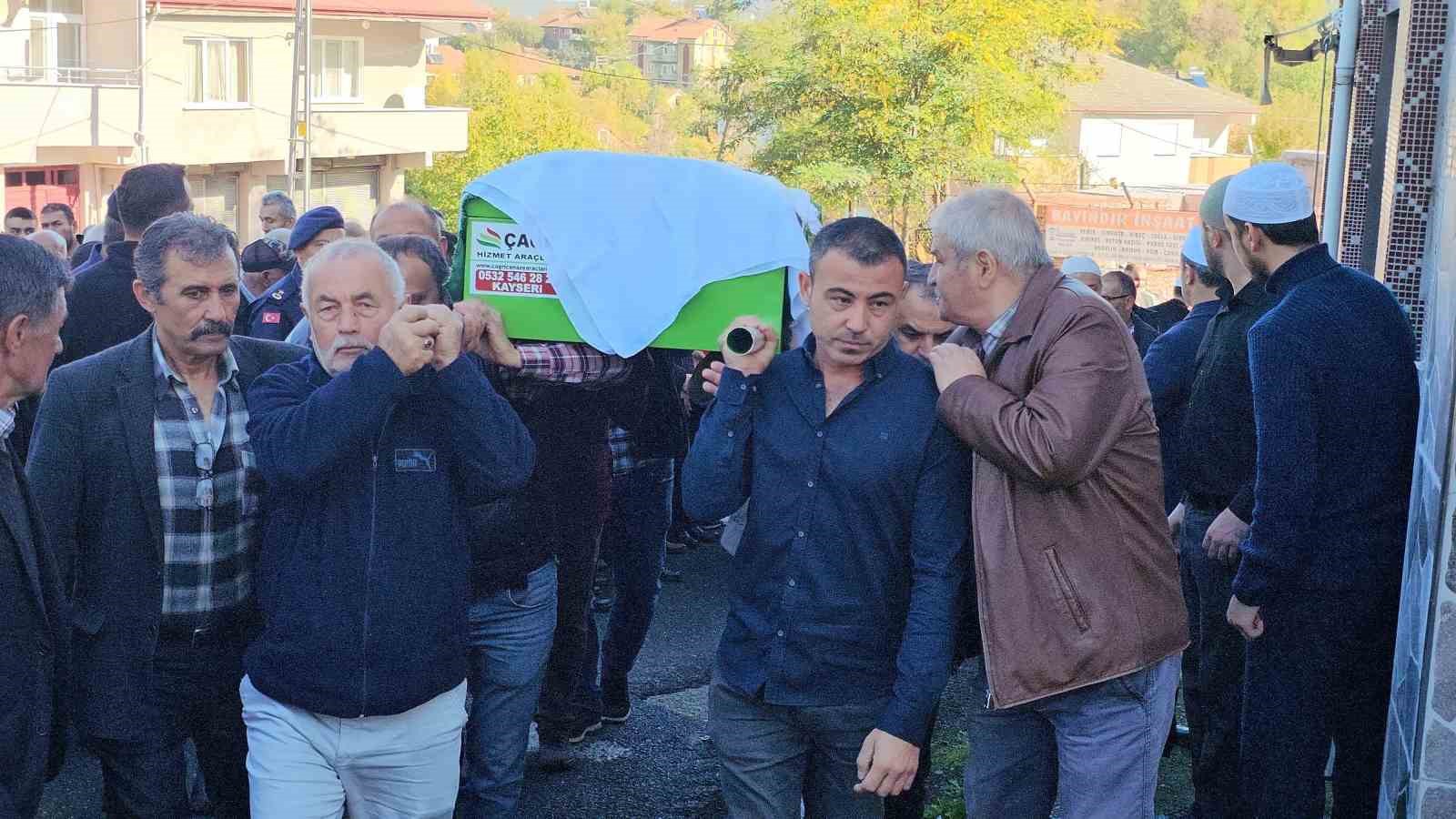 Boğarak öldürdüğü 17 yaşındaki Hasret’i kuyuya attığını itiraf eden sanığa ağırlaştırılmış müebbet