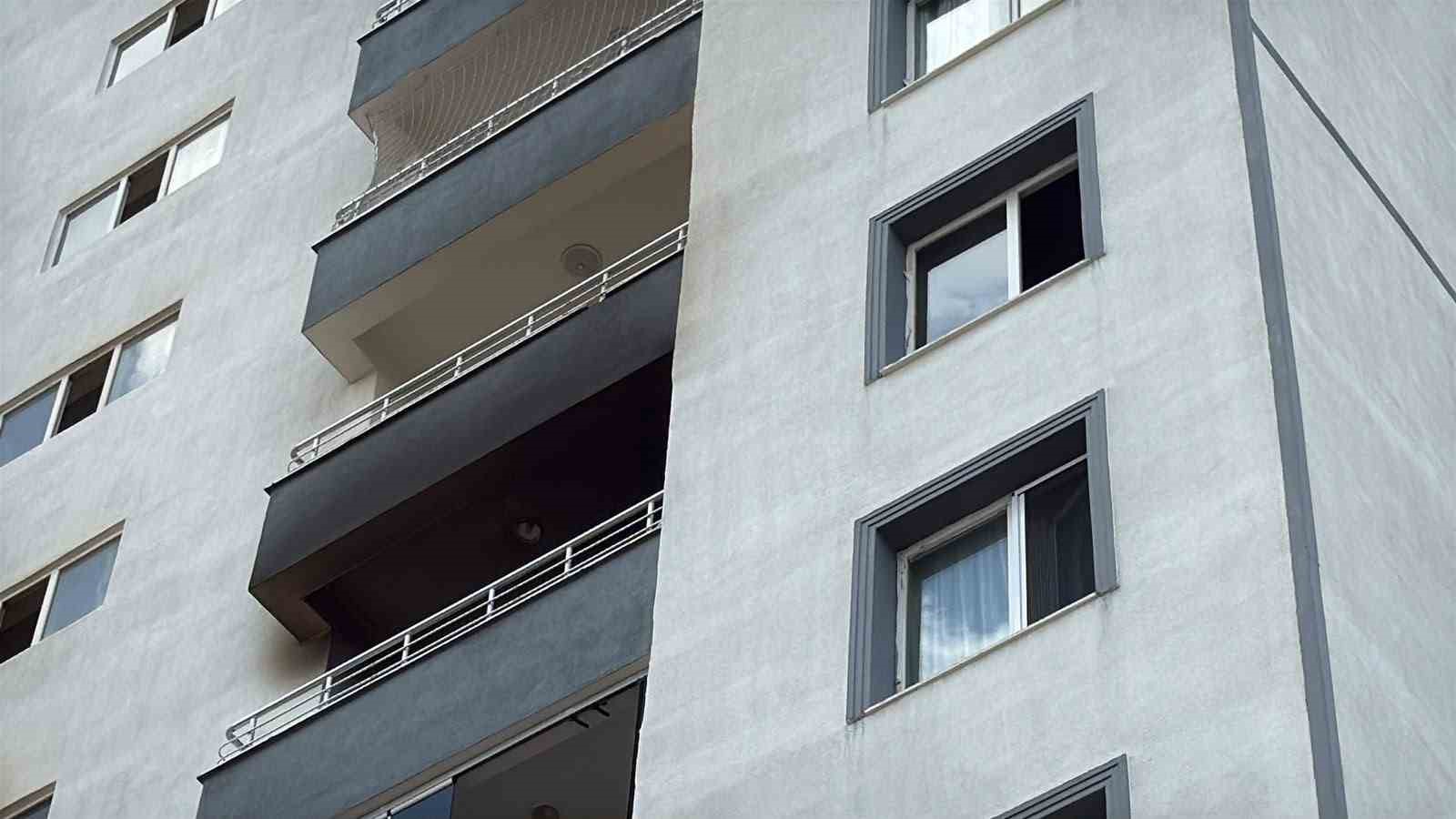 Diyarbakır’da ev yangınında 1 kişi dumandan etkilendi