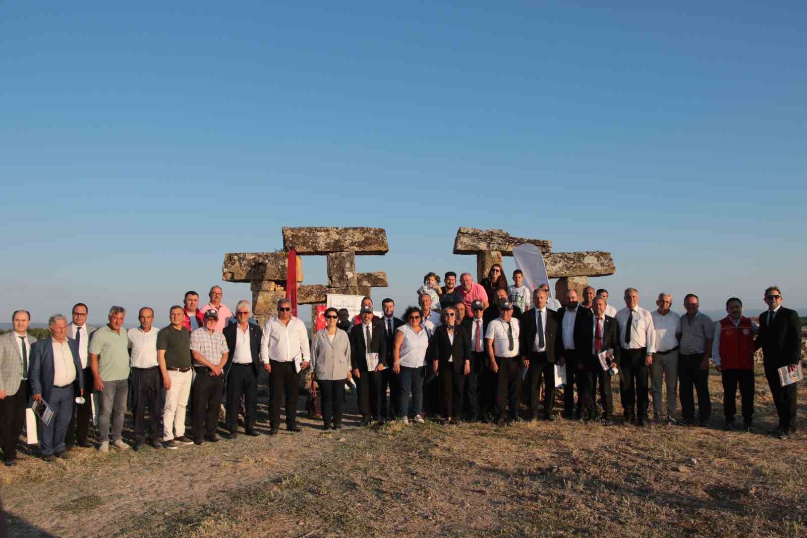 Uşak İl Genel Meclisi toplantısı ilk kez Blaundos Antik Kenti’nde yapıldı