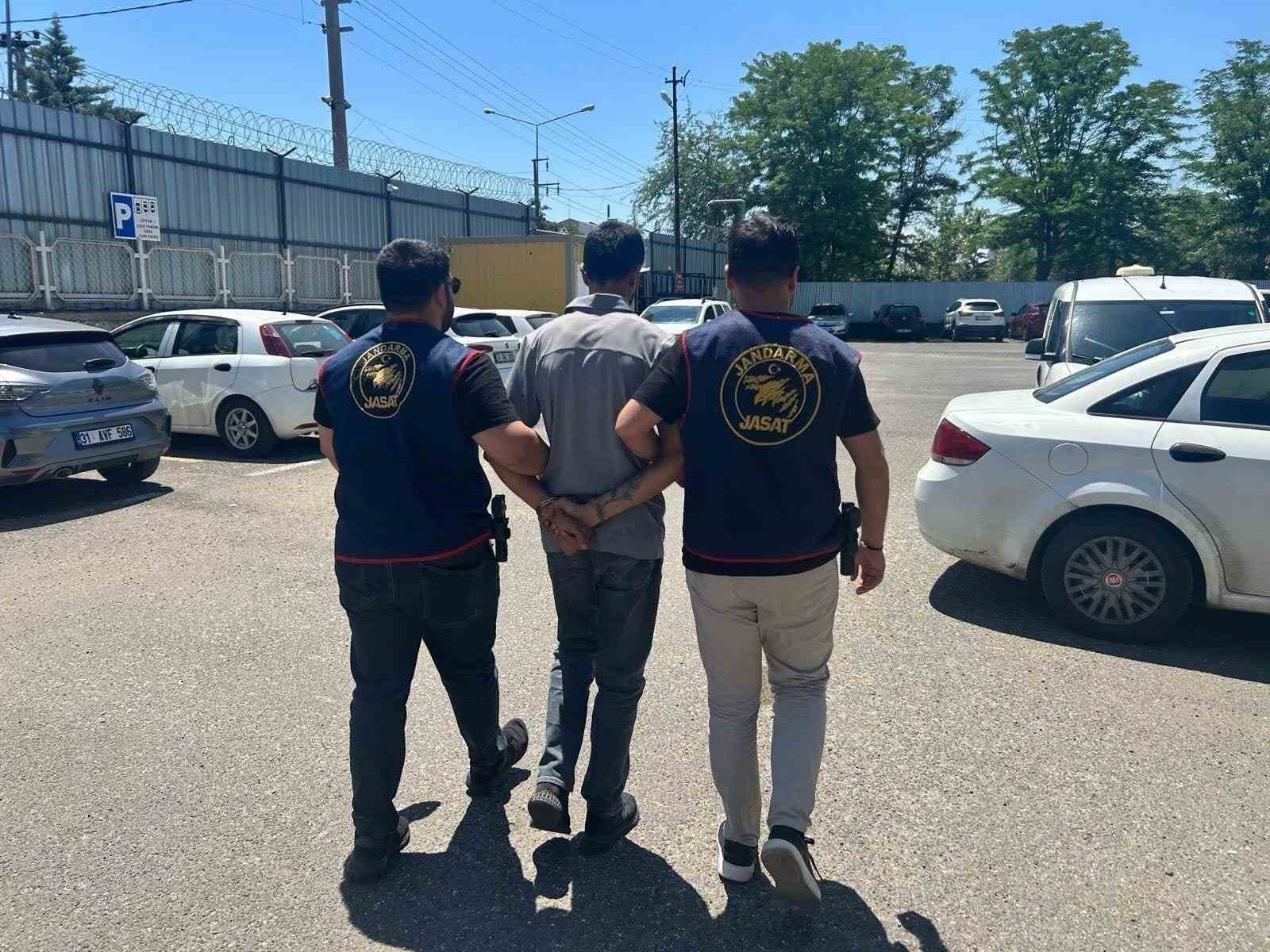 Diyarbakır’da haklarında kesinleşmiş hapis cezası bulunan 162 kişi yakalandı