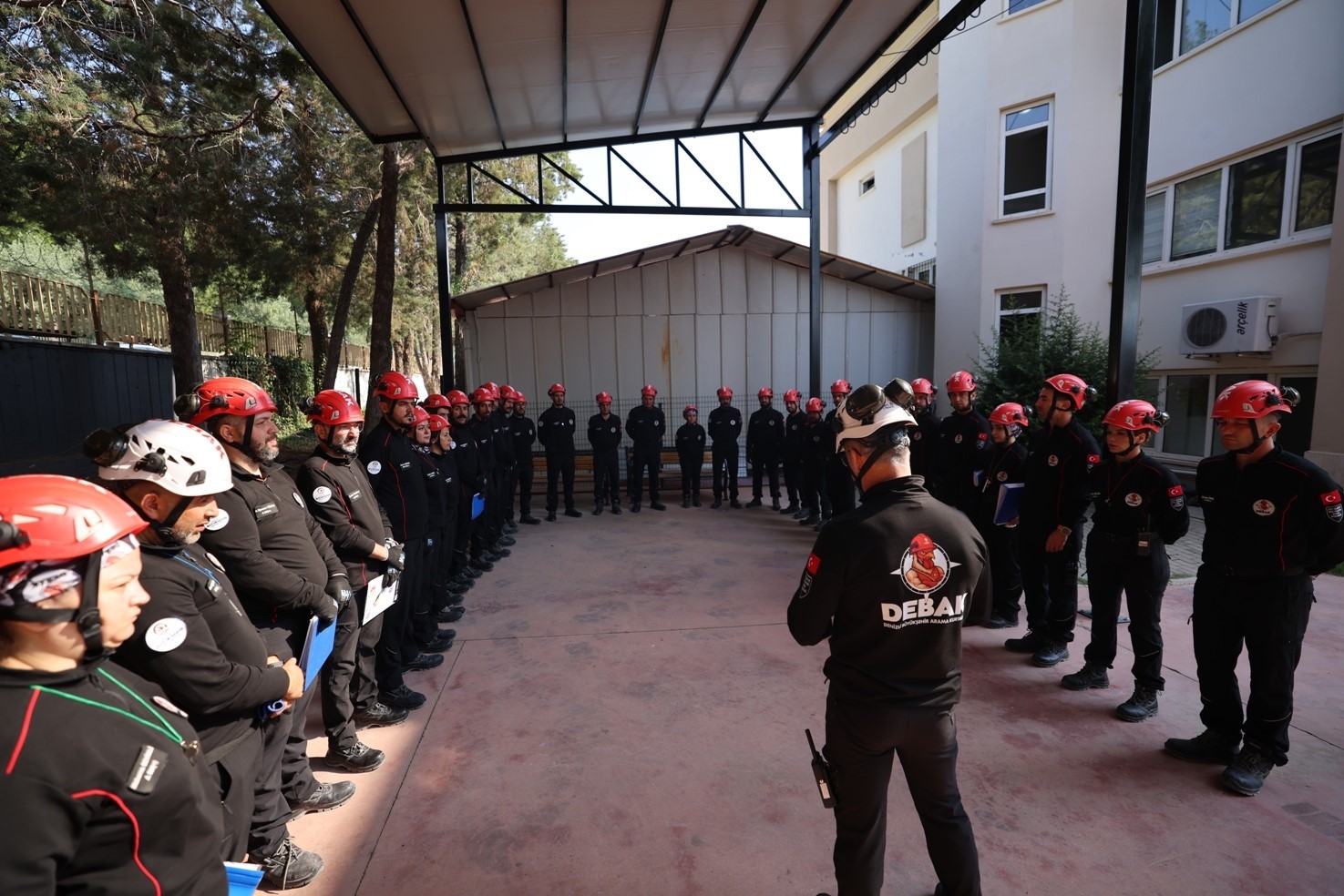 Denizli Büyükşehir’in gönüllü ekibi artık Türkiye’nin afetlerinde görev alacak