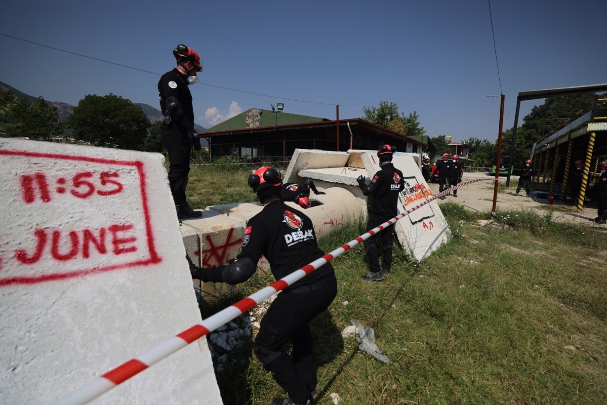 Denizli Büyükşehir’in gönüllü ekibi artık Türkiye’nin afetlerinde görev alacak