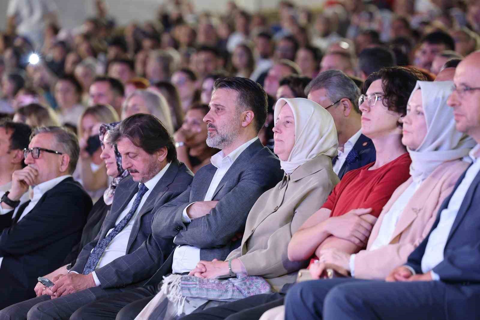 Altın Karagöz’e görkemli açılış