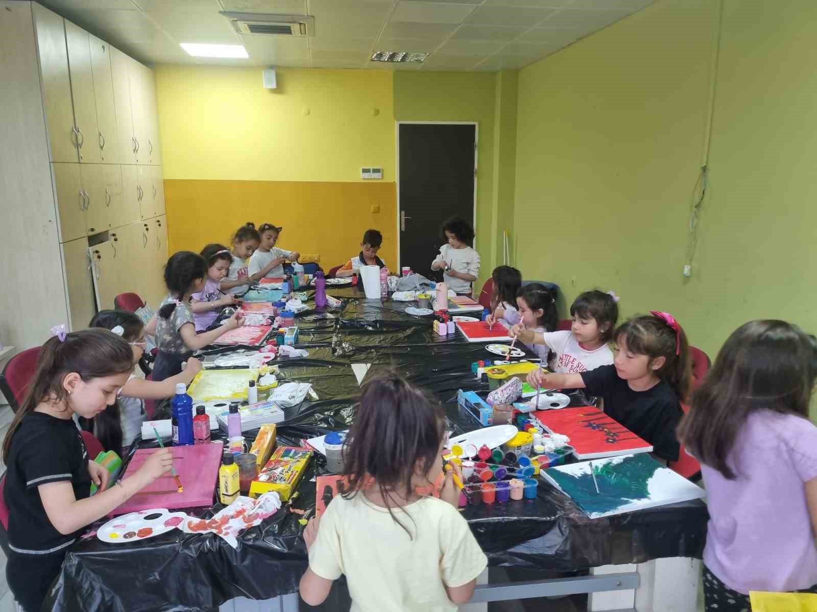 Menteşe’de GSB gençlik yaz kulübü kapılarını çocuklar için açtı