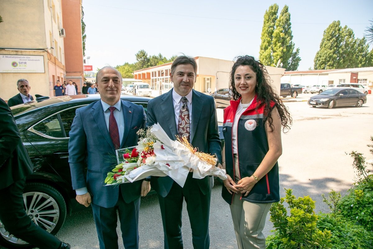 Tarım ve Orman Bakan Yardımcısı Bağcı Eskişehirli üreticilerle bir araya geldi