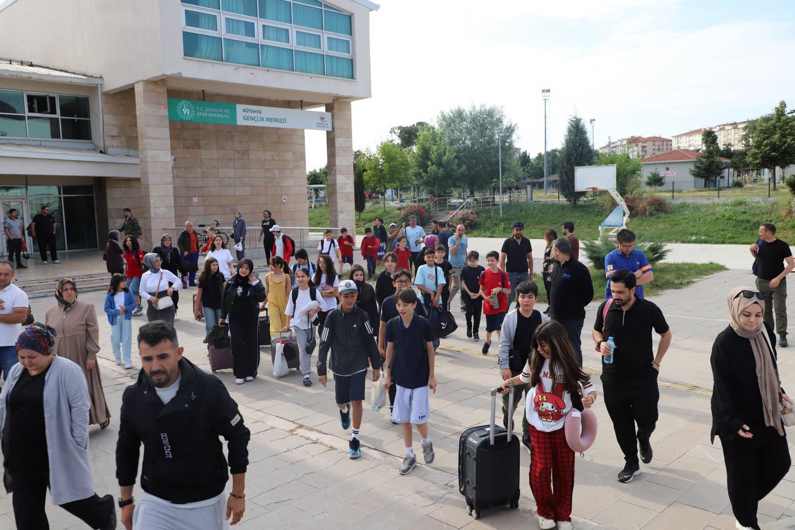 Kütahyalı gençler "Biz Bir Takımız" projesi kapsamında Kırklareli’ne uğurlandı