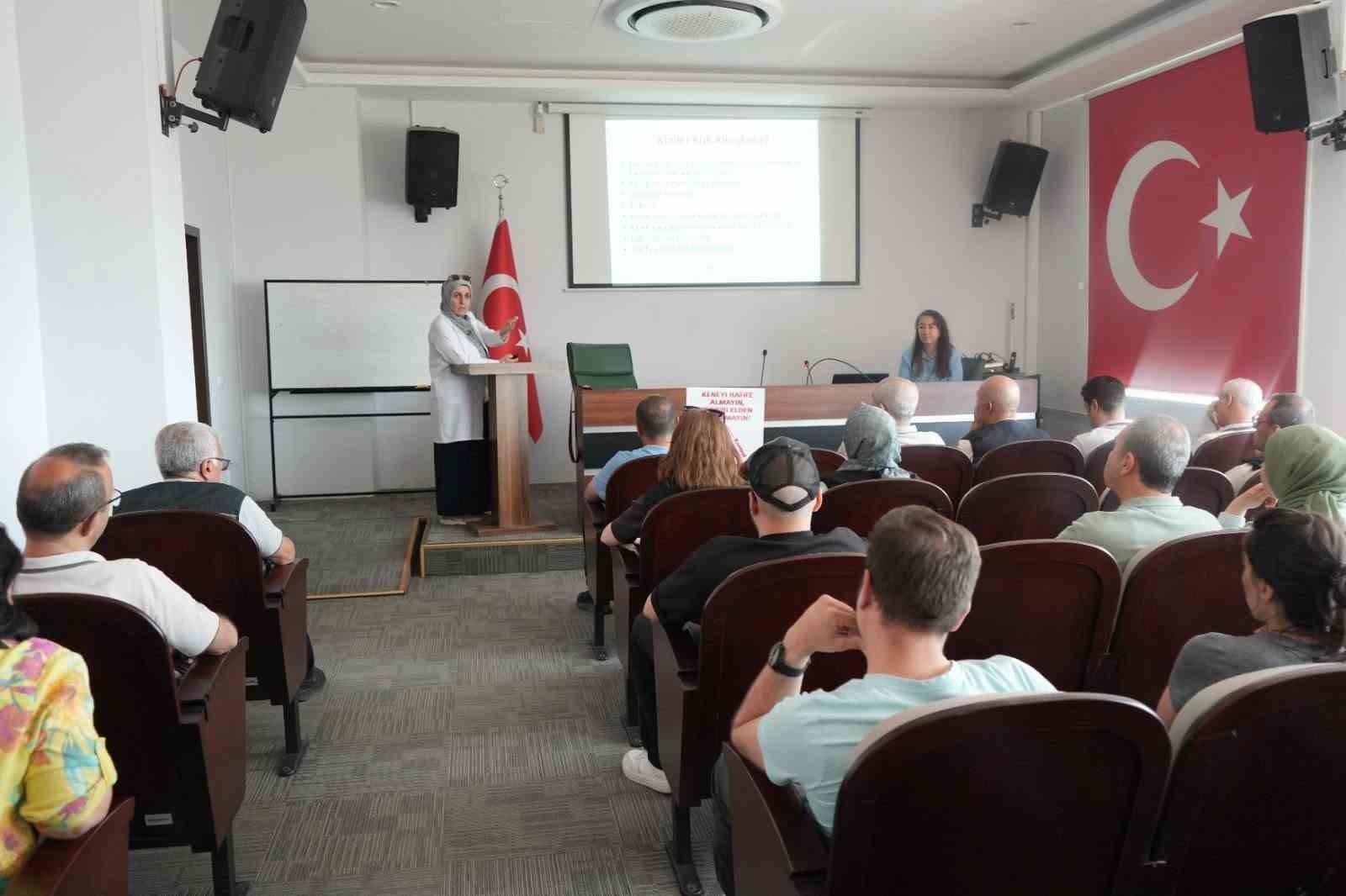 Kütahya’da OBM personeline KKKA hastalığına karşı bilgilendirme eğitimi