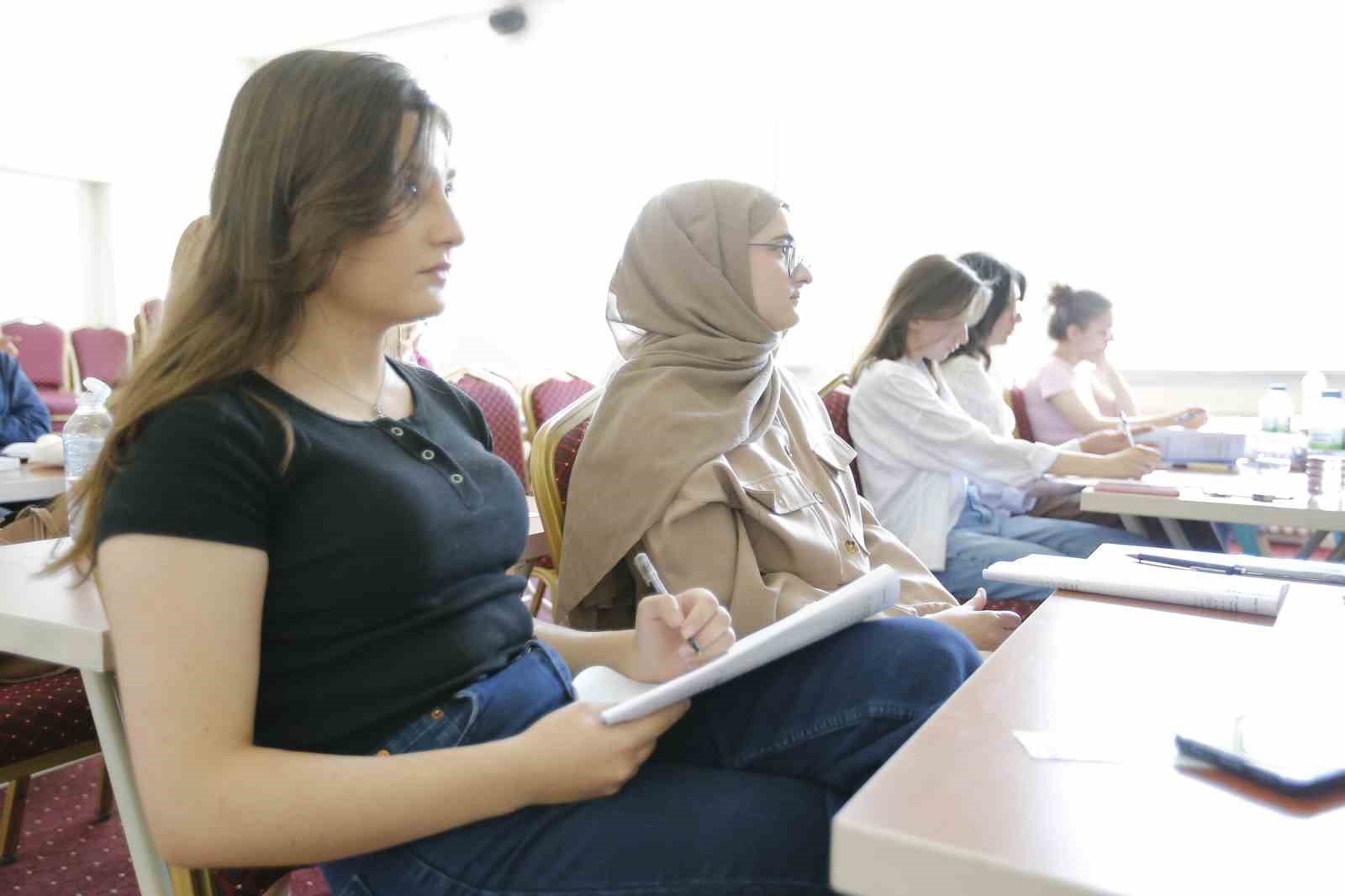 Büyükşehir KAYMEK’in KPSS kursuna ek KPSS Deneme Kulübü ile sınava tam hazırlık