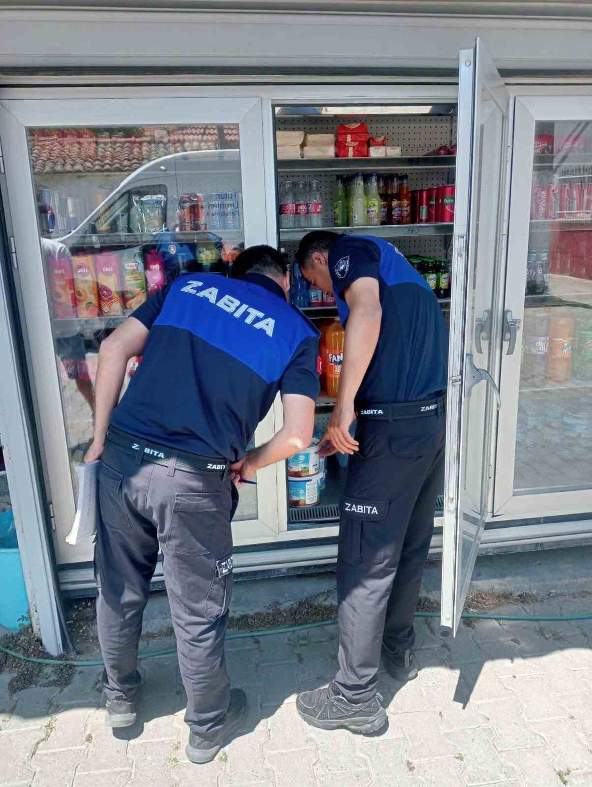 Koçarlı’da marketlere sıkı zabıta denetimi