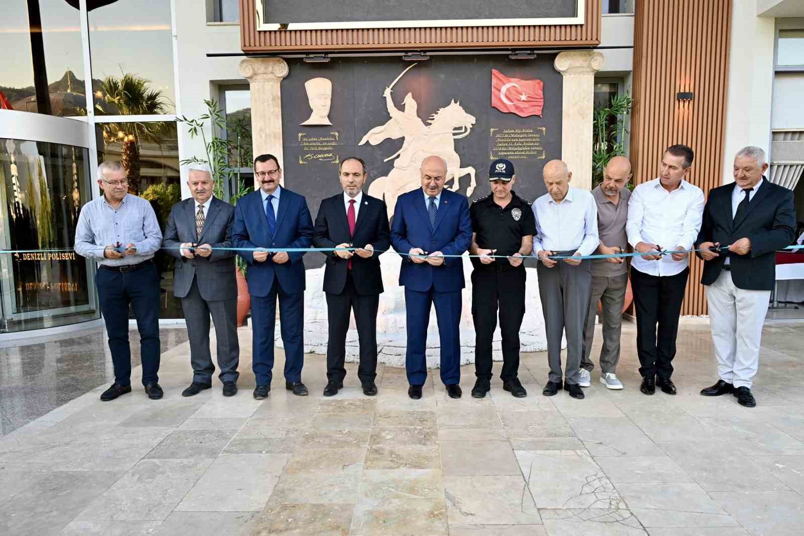 Denizli’de Miryokefalon Zaferinin tarihi mirasını yaşatacak anıt törenle açıldı