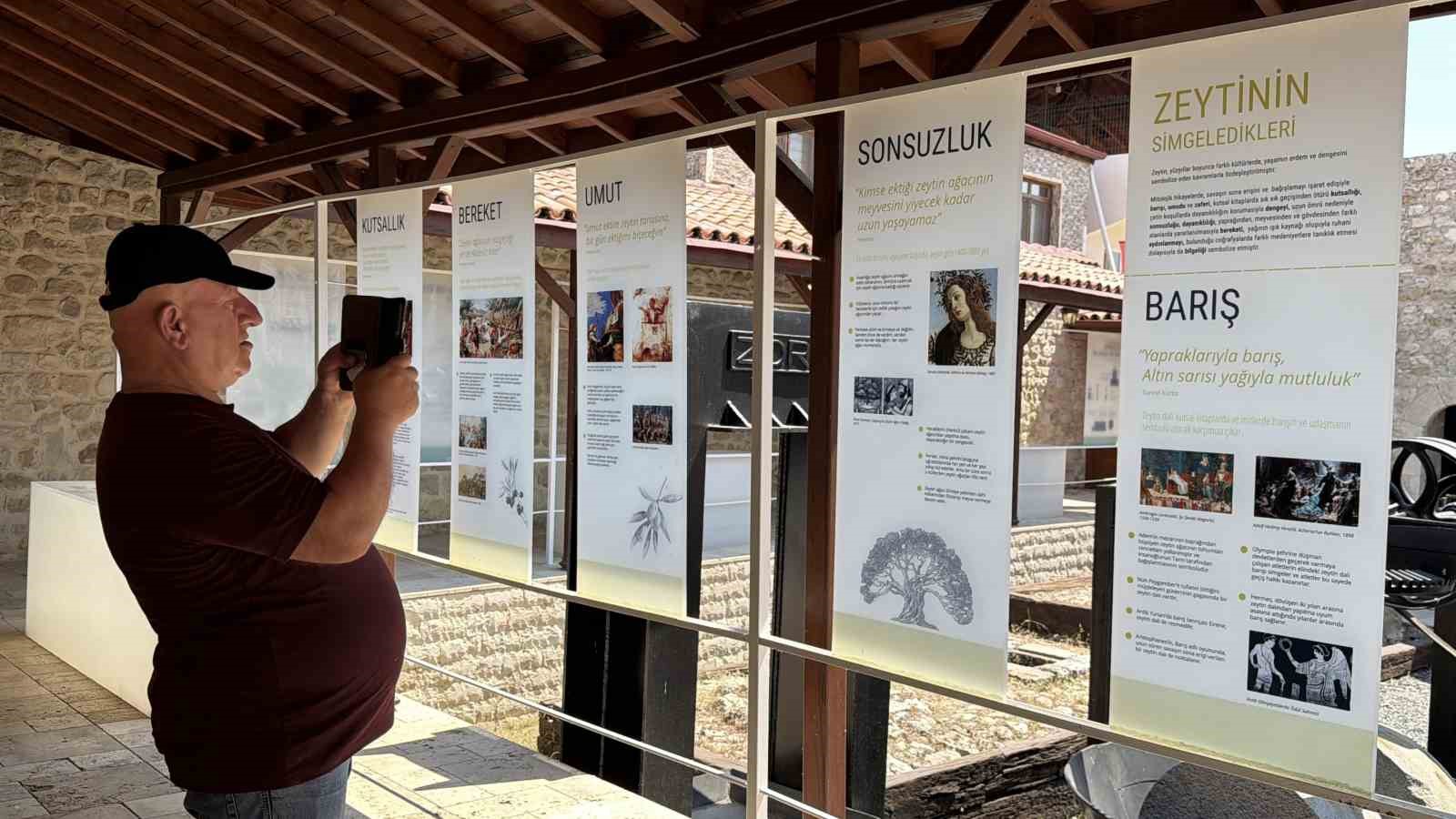 Kentin ilk zeytinyağı fabrikası olan tarihi yapı, depremde aldığı hasarların onarılmasıyla yeniden müze olarak açıldı