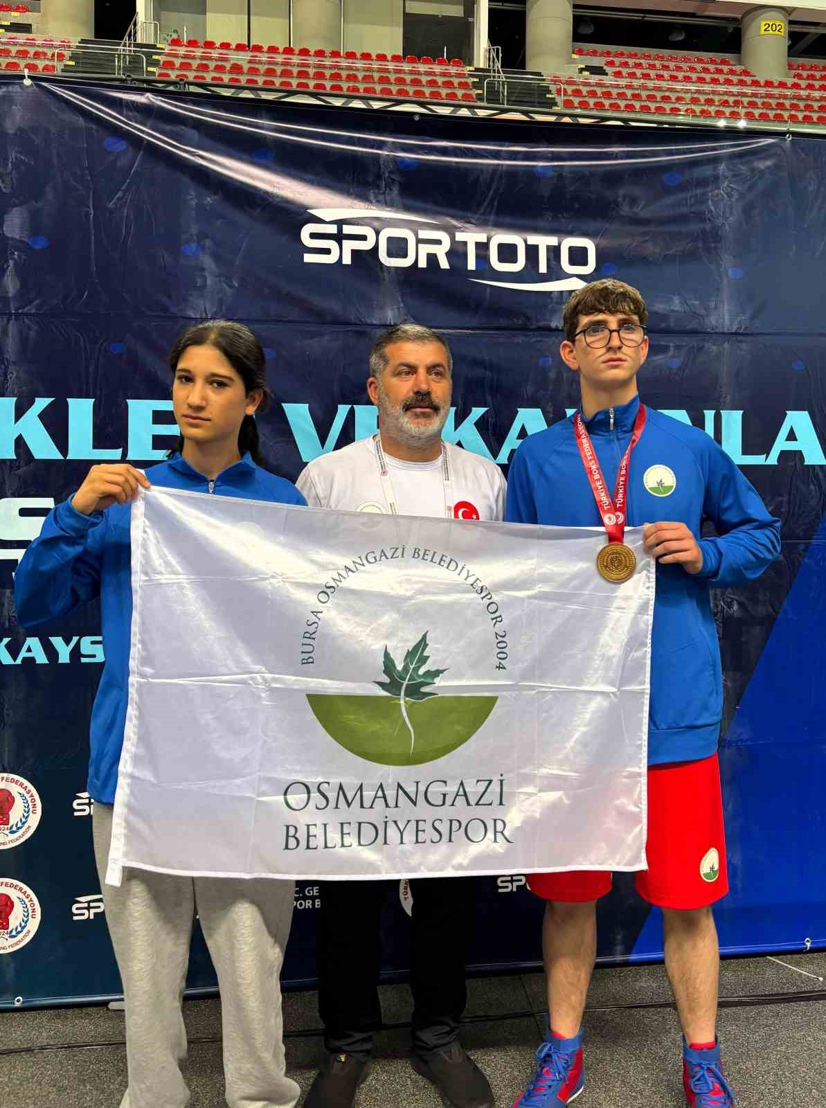 Osmangazili boksör Avrupa Şampiyonası yolunda