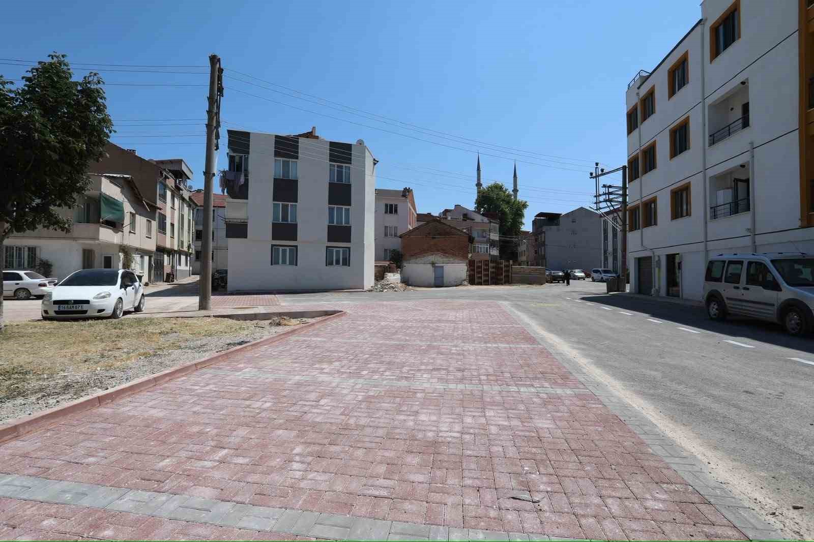 Başkan Taban tamamlanan asfalt ve otopark çalışmalarını yerinde inceledi