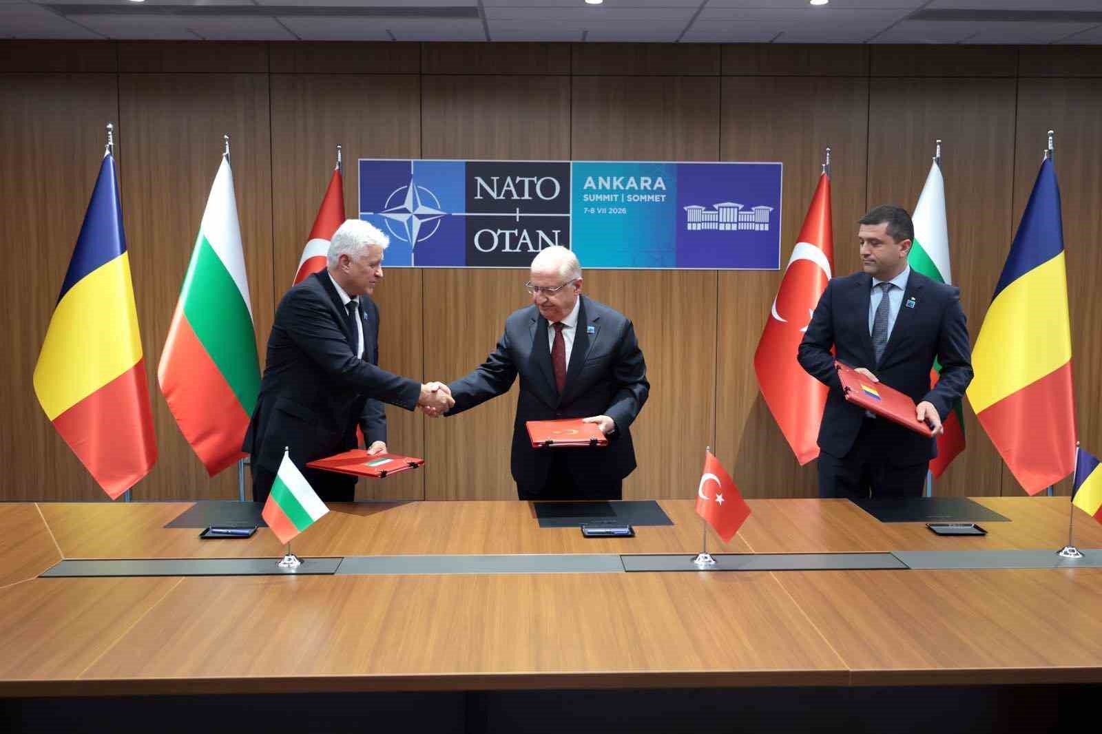 Türkiye, Romanya ve Bulgaristan arasında Karadeniz ile ilgili anlaşma imzalandı